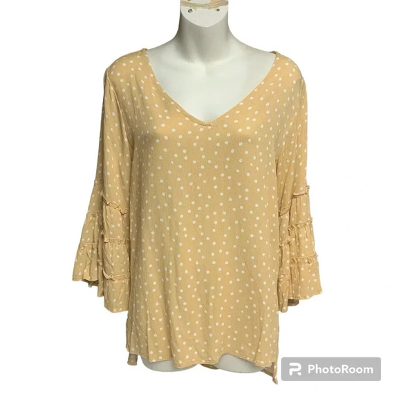 Maurice’s yellow/white dotted bell sleeve top size XS NWT - Picture 1 of 9